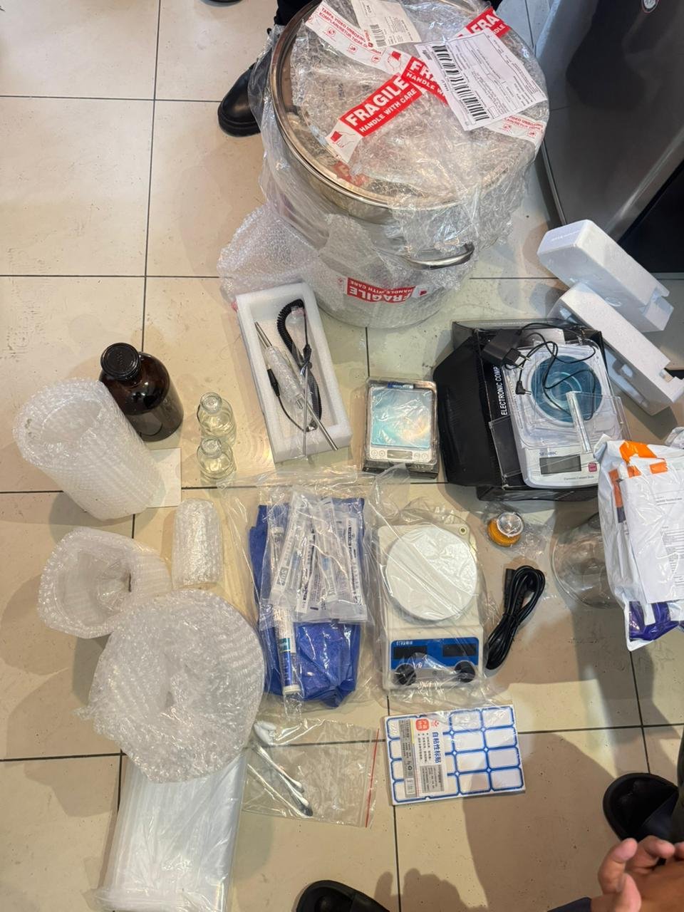 Gerak Cepat Polda Metro Jaya Bongkar Clandestine Lab Etomidate, Cegah Peredaran 15 Ribu Vape Narkotika